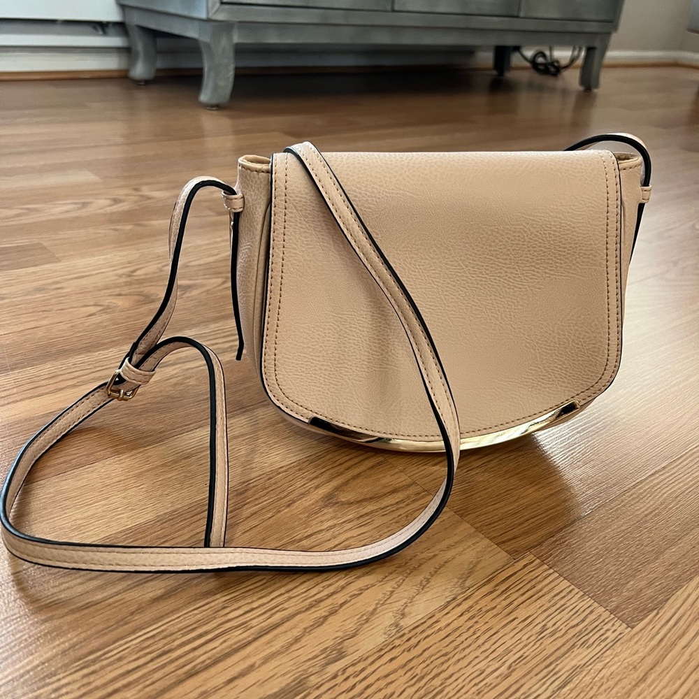 Crossbody Bag - Picture 4 of 9